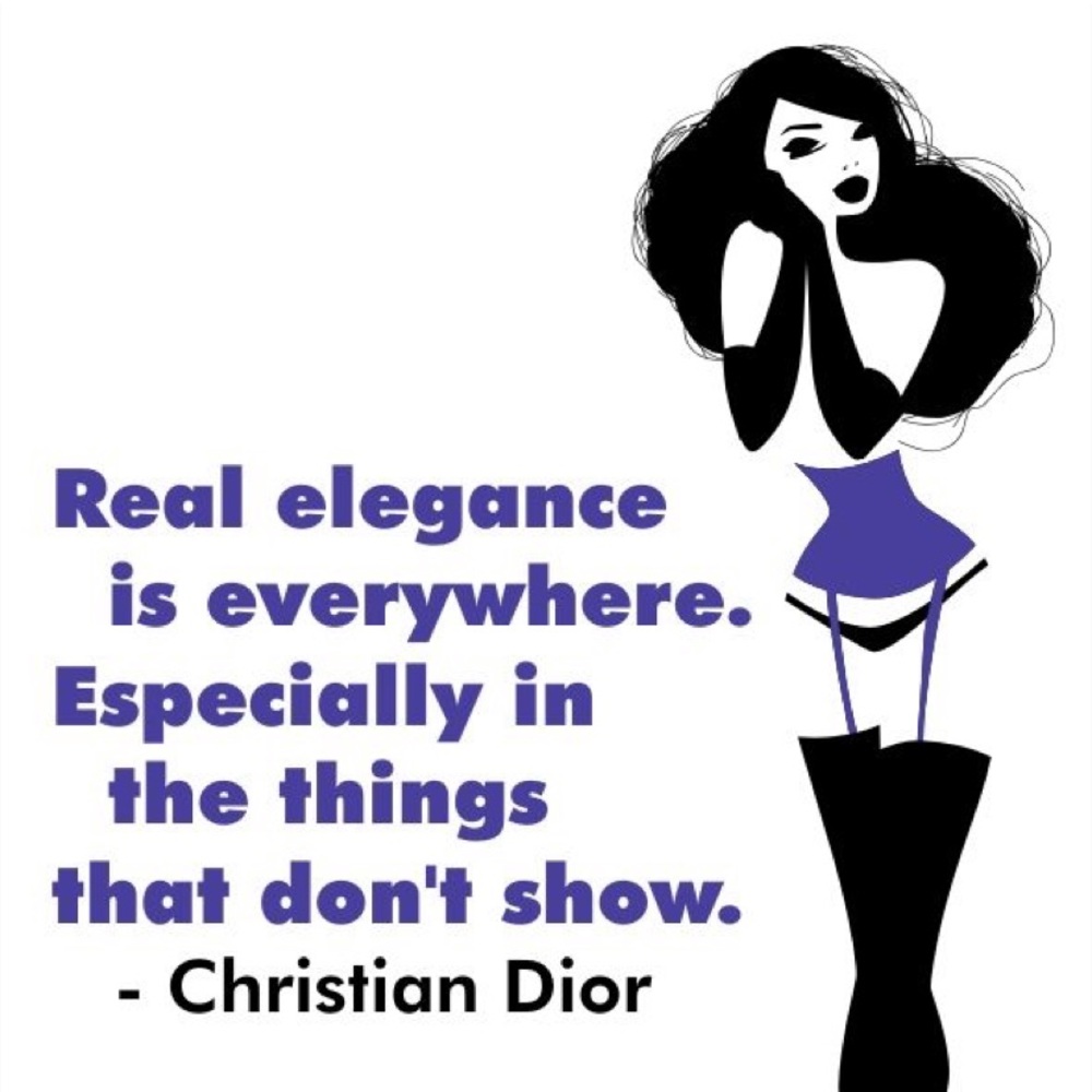 FREE GIFT WITH EVERY PURCHASE!! 😊👍